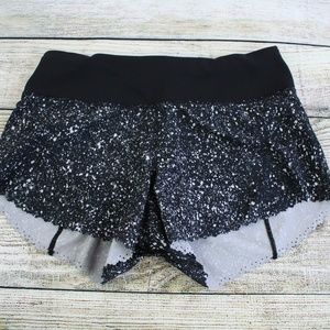 Lululemon Laser Cut Scalloped Hem Racer Short Sz 2